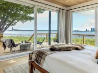 Collective Governors Island - A New York City Retreat Hotels near Red Hook