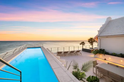 2590 E County Highway 30a 7 Bedroom Home by Redawning