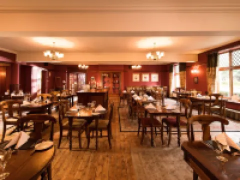 Balmoral Arms Hotels in Ballater