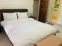 Olympia Travellers Inn Hotel in zona The Sunken Cemetery