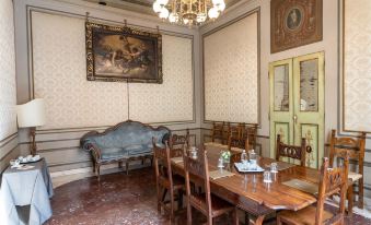 Phi Hotel Canalgrande