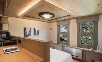 Elysia Boutique Hotel