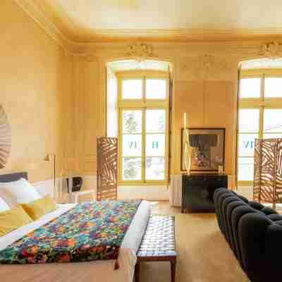 Le Henri II - logements d'exceptions entièrement autonomes Rooms