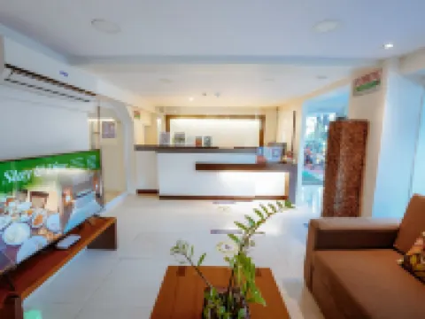 Emerald Boutique Hotel Hotels in Legaspi
