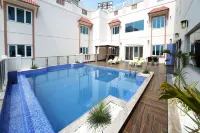 Lemon Tree Hotel Coimbatore - ที่มีสระว่ายน้ำ