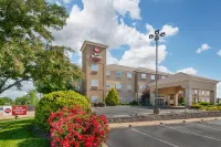 Best Western Plus Washington Hotel Hotel in zona Central Methodist University