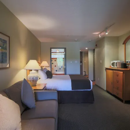 Pacific Shores Resort & Spa
