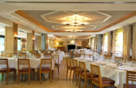 Cazaudehore Hotel Restaurant Hotels in Saint-Germain-en-Laye