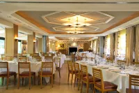 Cazaudehore Hôtel - Restaurant - Terrasse Hotels in Saint-Germain-en-Laye