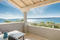 Rogač Rooms & Restaurant Hotels in Duće
