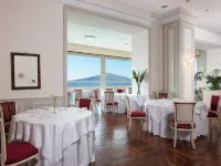 Imperial Hotel Tramontano Отели рядом с достопримечательностью «Пляж Леонеллис»