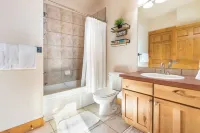 Lucky Horse - Cozy 1 BR/1BA ski in/ski out condo in Granby Ranch