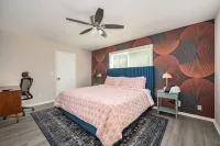 Family & Dog Friendly 4BD/2.5BA in Stone Mountain Hôtels à proximité de : Buck Godfrey Stadium