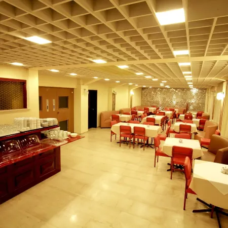 Grand Hotel Loutraki