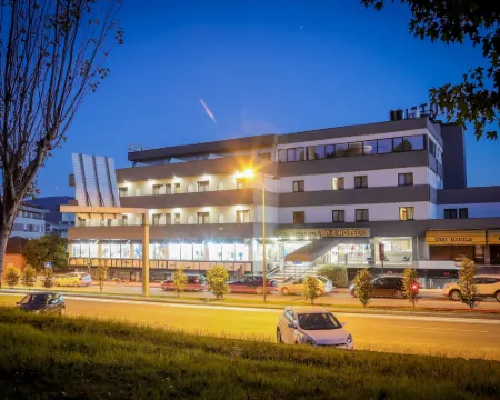 Hotel Lara Hotels in Valenca