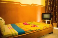 Amenze Guest House Hotels near All Seasons Place