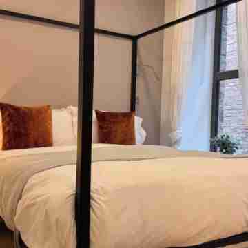 Historic Gem | Luxe Stay in Prime Spot | 1BR Rooms