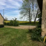 Longère in Berry with swimming pool on the edge of a castle park