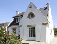 Charming neo-Breton house 2 steps from the sea Parking Wifi fenced garden