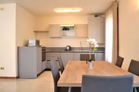 DARK PORCH DELUXE APARTMENT - HISTORIC CENTER