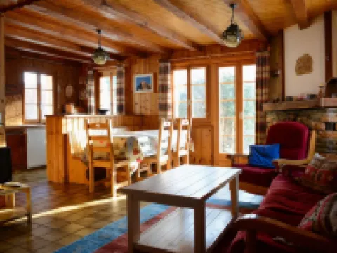 Chalet Le Roitelet Hotels in Evolene