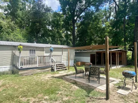 Escape to Nature - 2 miles from Ichetucknee park