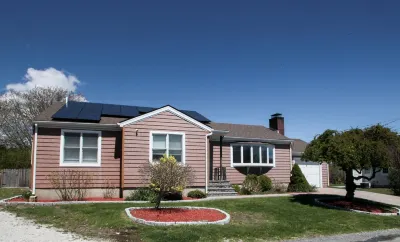 Beach house walking distance to Second Beach Sachuest Point National Wildlife Refuge附近的飯店