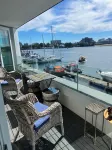 Spectacular Waterfront Executive Suite!