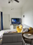 Charming 1-bedroom apartment in vibrant St Thomas with WiFi