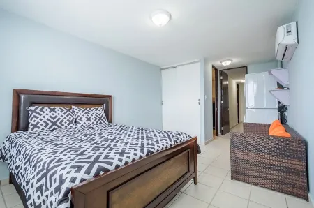 Parguera!!Beautiful Duplex 2 Bed!3 Mins away from beach and activities!! Отели в г. Паргера