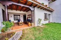 Airy & Spacious 6/3 for Families near Antigua Gated Community w/ big green areas Hotels near el cerrito, san miguel dueñas Park
