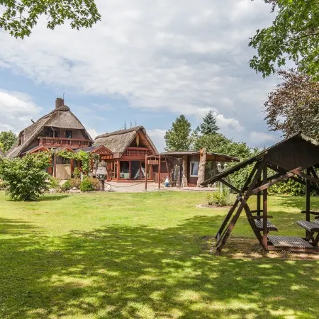 Holiday on the "Eulenhof" directly on the Este in the old country