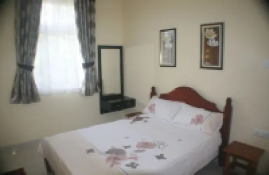 3 BHK Beautifully Furnished Apartment with Kitchen and attached Bath rooms. Hotels in 