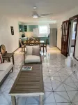 Beautiful new 2-bedroom N4 apartment in Gd Case Hotels in Grand Case
