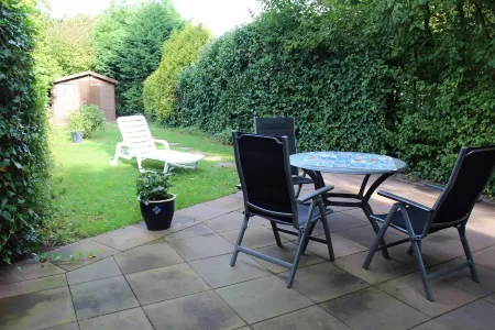 Modern and high-quality vacation home with garden on the Grevelingenmeer