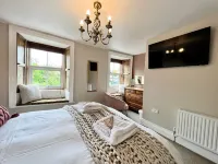 Luxury character Cottage in a popular Village location in Central Northumberland Hotels in Thirston