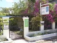 Hidden Gem in Esperanza--Easy Walk to Waterfront, Restaurants, Shops & Beach