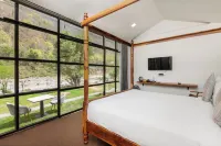 The Ayali Riverside Resort Hotel a Rishikesh