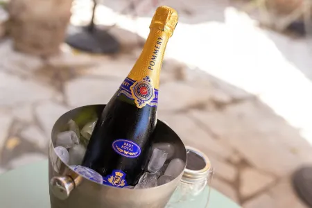 Hôtel Lou Juan Отели в г. Антиб