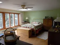 Welcome to The Lake House at Historic Harvey's Lake