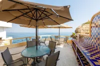 Ocean Front Villa, Hot Tub, Heated Pool, Chef, Beach, Multiple Terraces, 10 beds