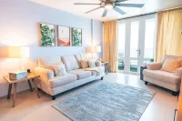 A cozy apartment with a spectacular ocean view!