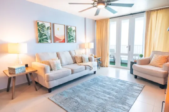 A cozy apartment with a spectacular ocean view!