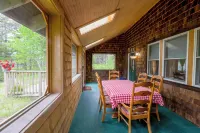 Sand Cove House - privacy, space and natural beauty