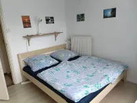 Family friendly bungalow in quiet surroundings, sleeps 7 Hotels in Burgh Haamstede