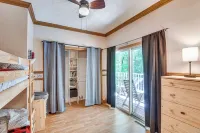 Huge Family Home w/ Pool - 13 Mi to Lake Michigan! - Homestays