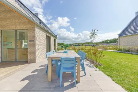 Modern and beautiful vacation home