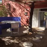 Casa do Teatro colourful, Holiday home, pool, WiFi, TV, air-cond., near the sea