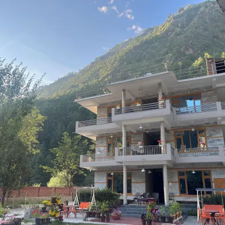The Royal Orchard Kasol