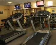 Seven Oaks Hotel - Gym